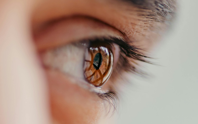 Cuando el mundo se duplica frente a tus ojos: guía completa sobre la diplopía, sus causas y soluciones