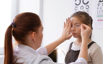 Signos de alarma visual en niños: cuándo acudir al oftalmólogo