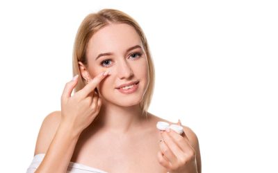 Lentillas y maquillaje: precauciones a tener en cuenta