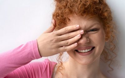 Blefaroespasmo: causas del tic en el párpado y cuándo preocuparse